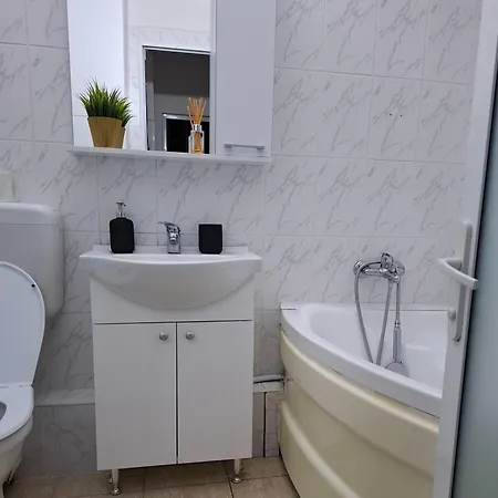 דירה Garsoniera *